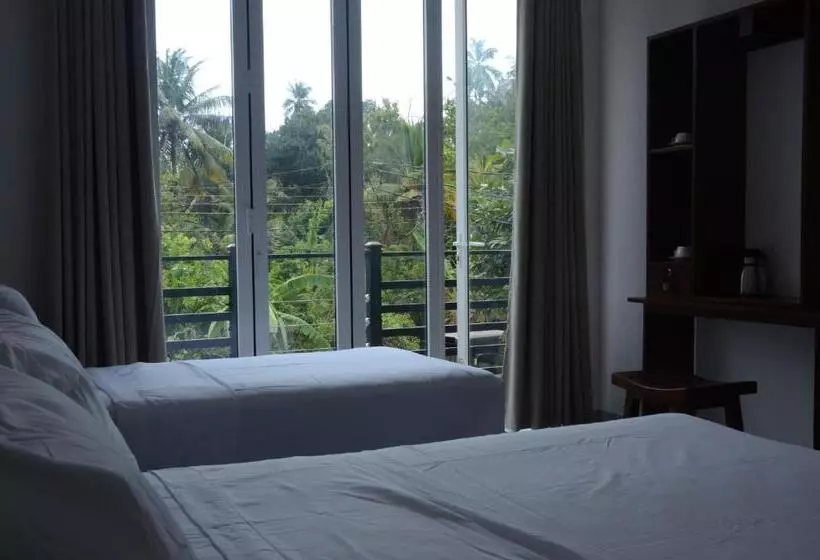 Hotelli House On The Bend