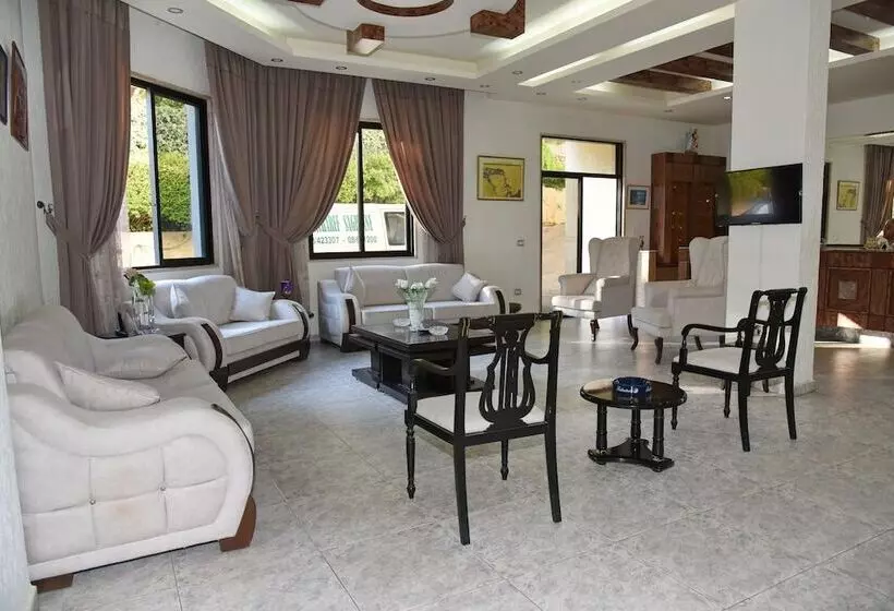 هتل Masharef Saghbine