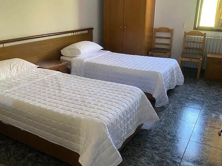 هتل Masharef Saghbine