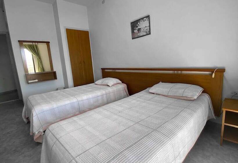 هتل Masharef Saghbine