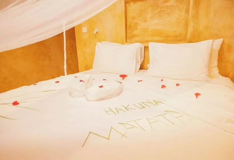 Hotelli Mayai Ocean Resort