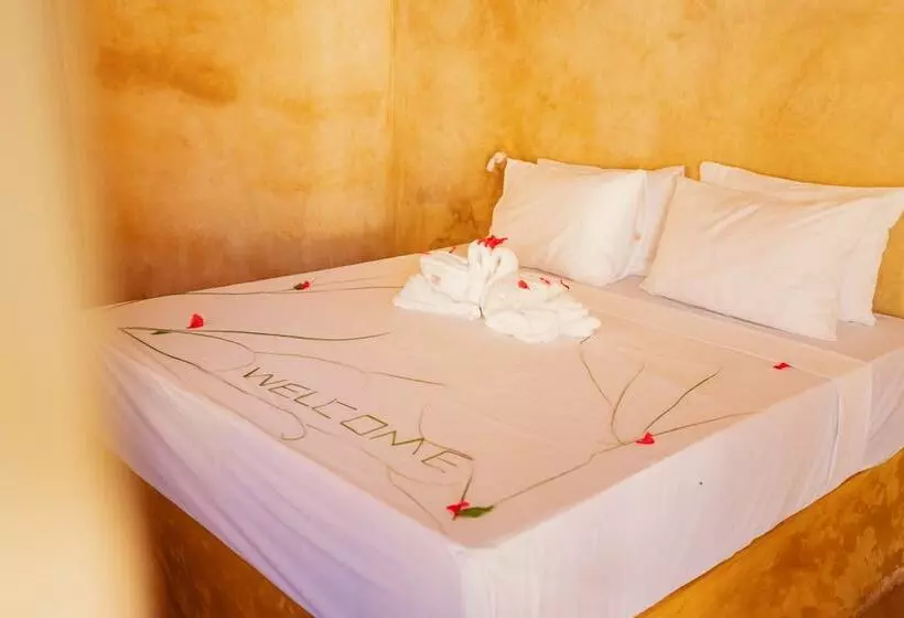 Hotelli Mayai Ocean Resort