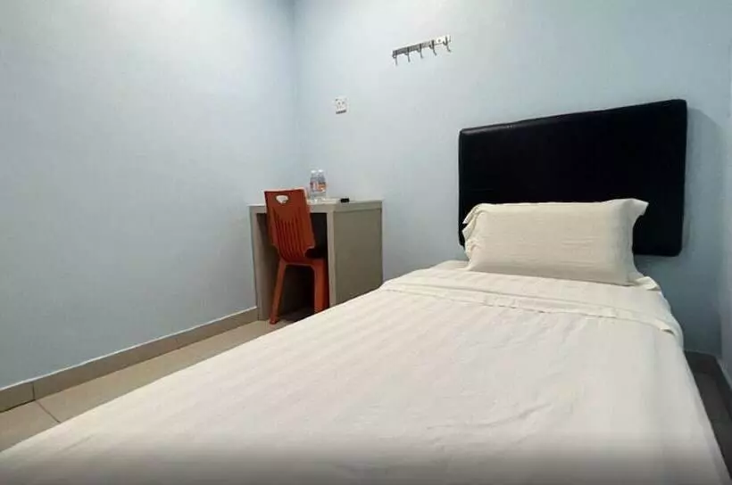 ホテル Stutong Point By Oyo