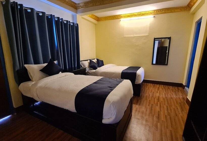 هتل Temple Town Inn