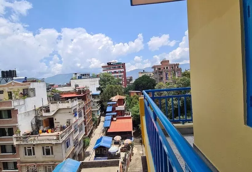 هتل Temple Town Inn