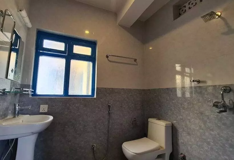 هتل Temple Town Inn