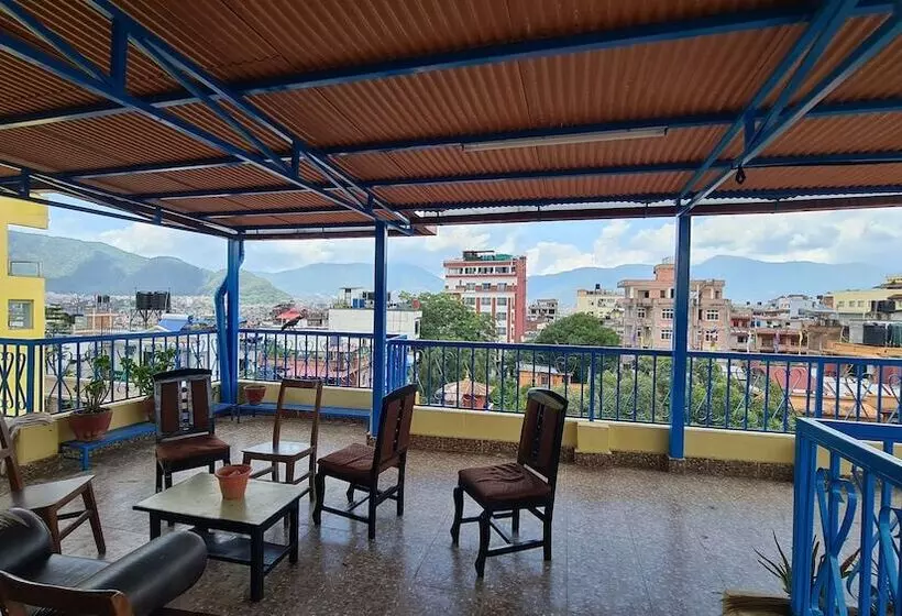 هتل Temple Town Inn