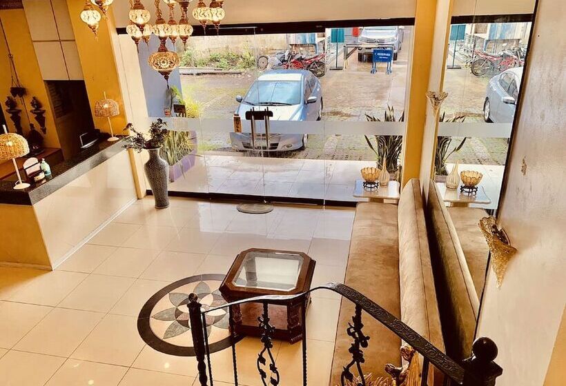 Mont Wind Hotel Tagaytay Powered By Cocotel