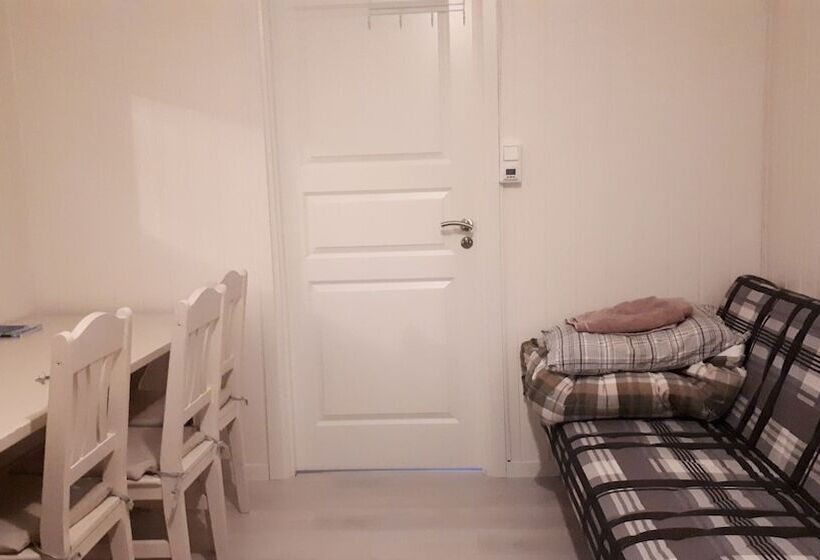 Пансион Arctic Rooms Hage