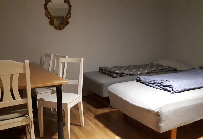 Пансион Arctic Rooms Hage