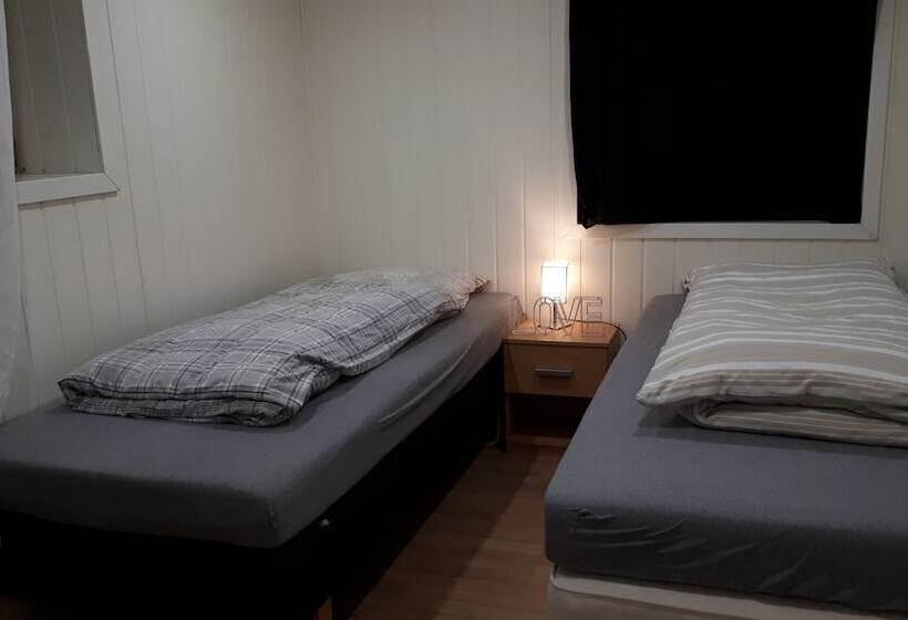 Пансион Arctic Rooms Hage