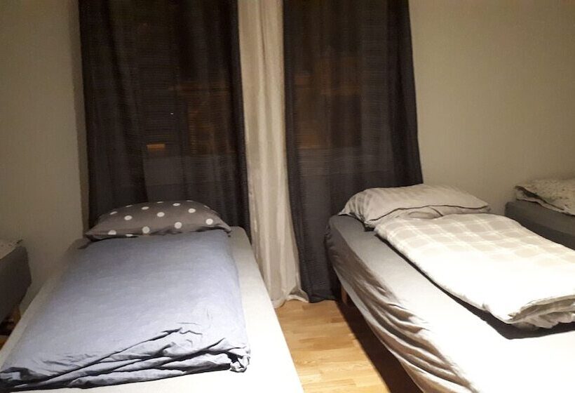 Пансион Arctic Rooms Hage