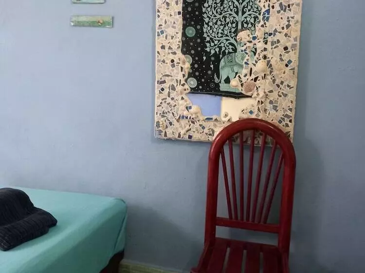 پانسیون Café Hostal Valladolid