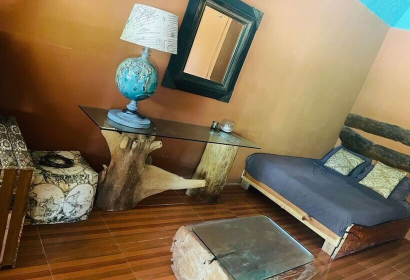 بنسيون Casa Neptuno