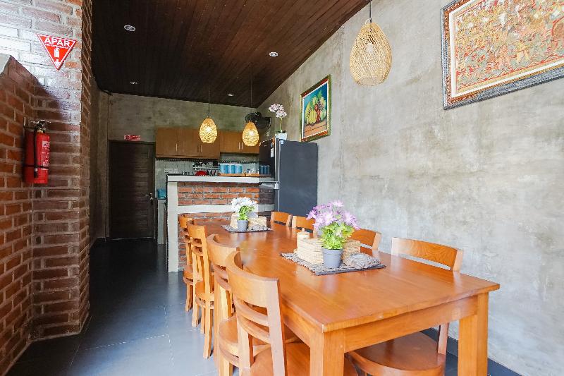 بنسيون D Meten Guest House Canggu