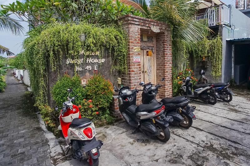 بنسيون D Meten Guest House Canggu