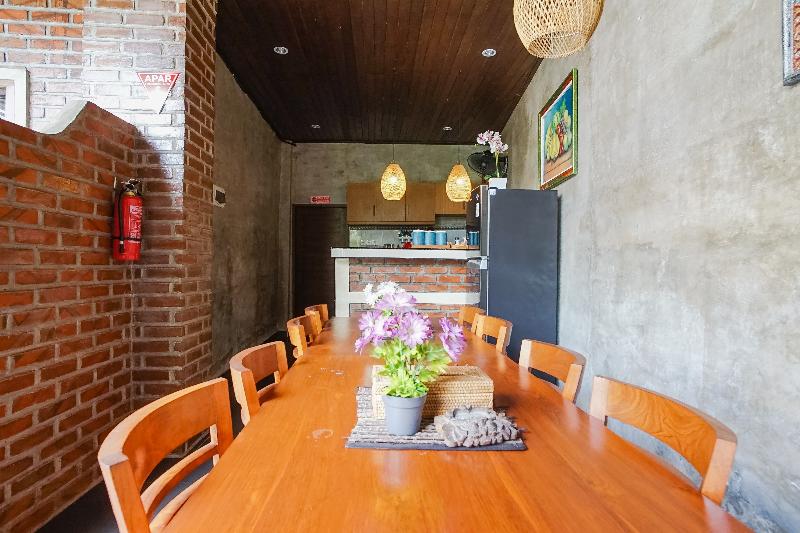 بنسيون D Meten Guest House Canggu