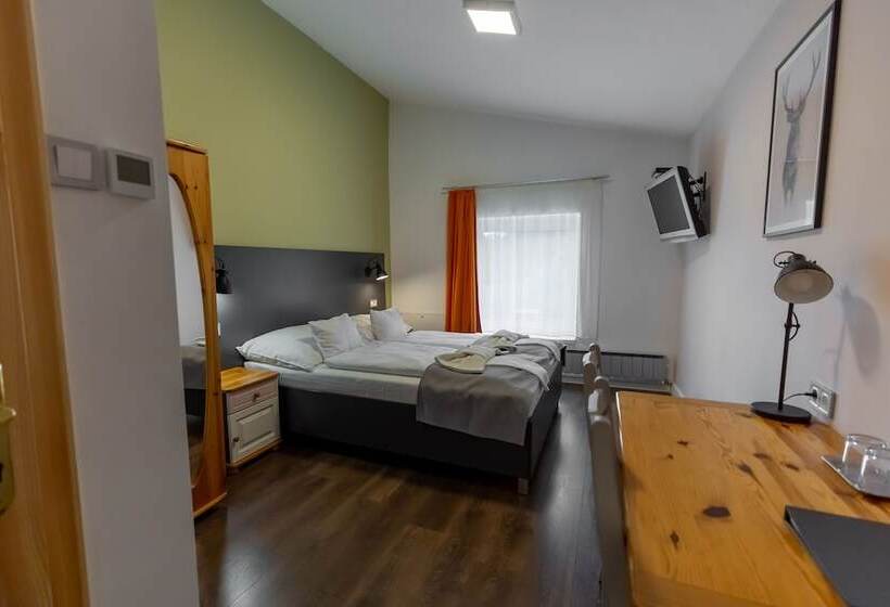 Fehér Sas Panzió és étterem