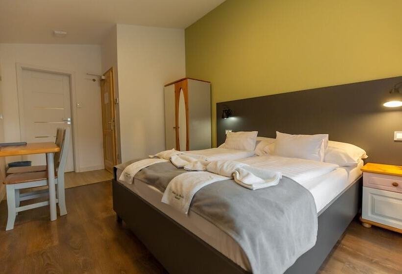 Fehér Sas Panzió és étterem