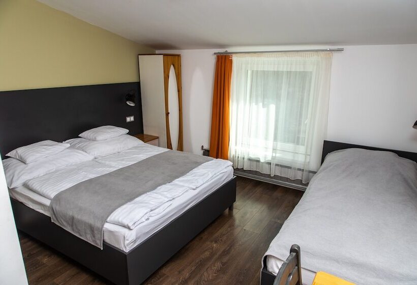 Fehér Sas Panzió és étterem