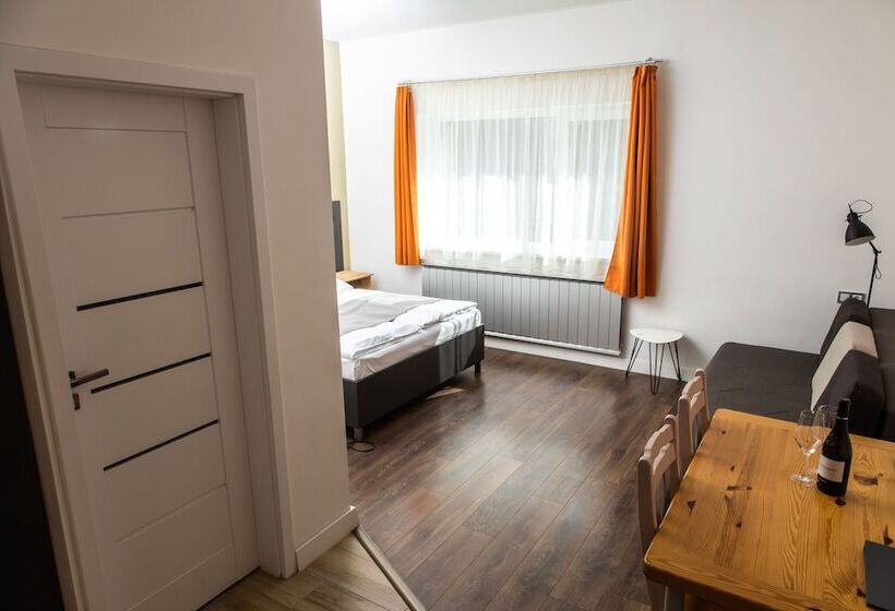 Fehér Sas Panzió és étterem