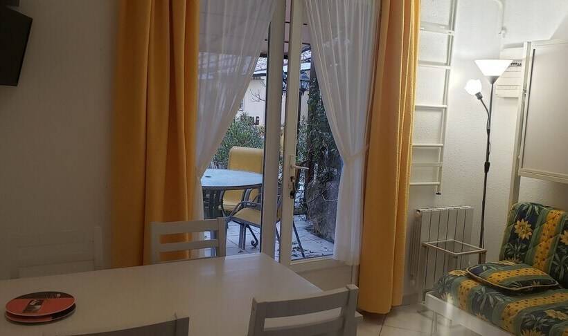 Пансион Les Glycines