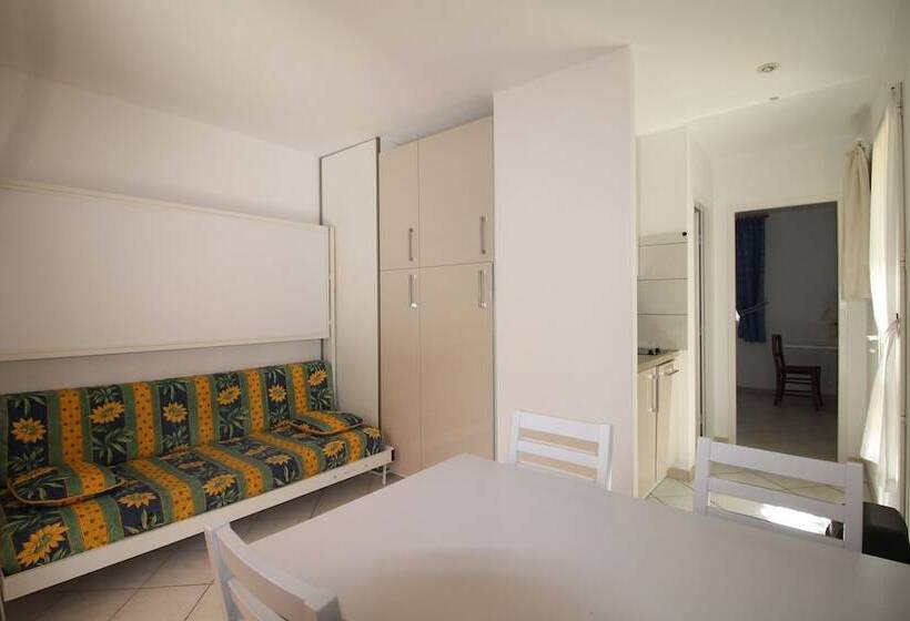 Пансион Les Glycines