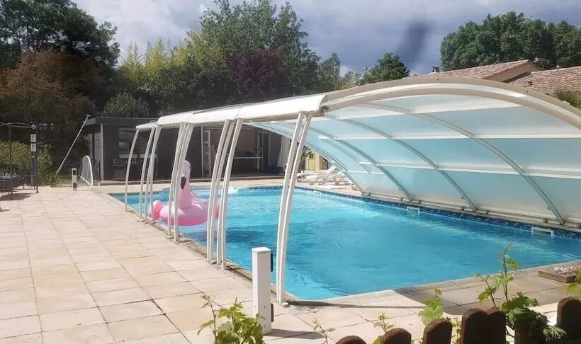 ペンション Les Glycines