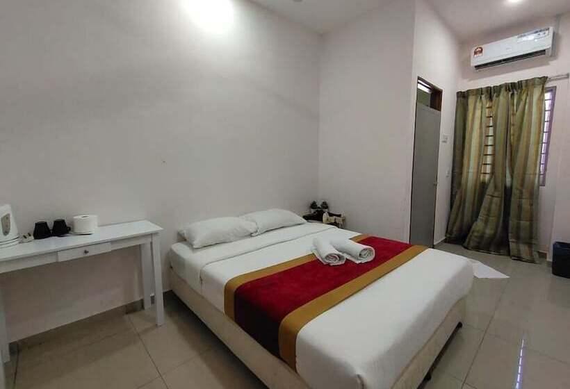 Pensão Mutiara Height Homestay