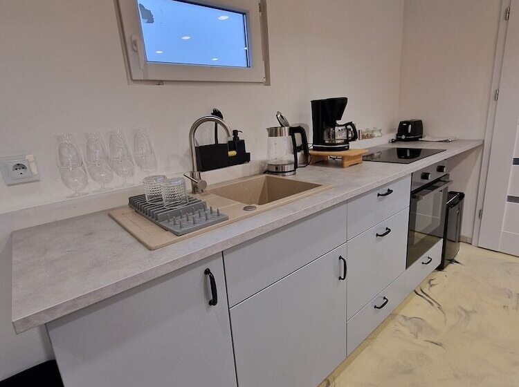 پانسیون R&j Guesthouse