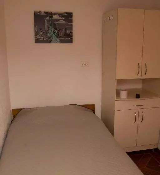 هاستل Hostal Quinta Normal