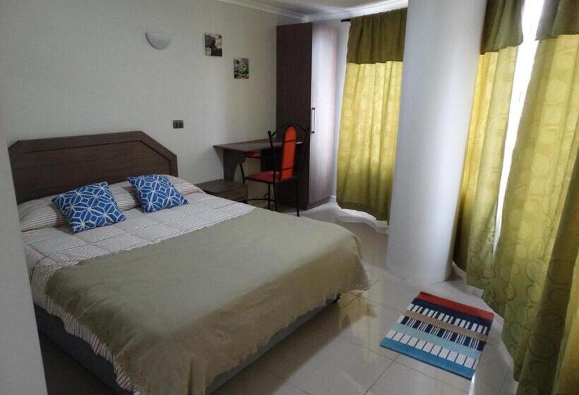 هاستل Hostal Quinta Normal