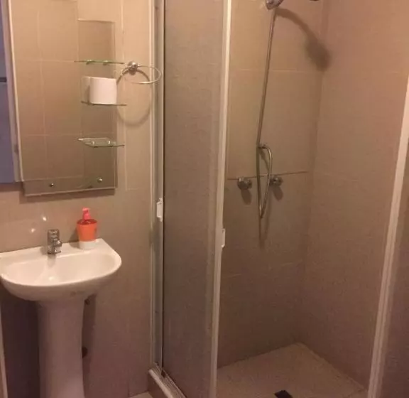 هاستل Hostal Quinta Normal