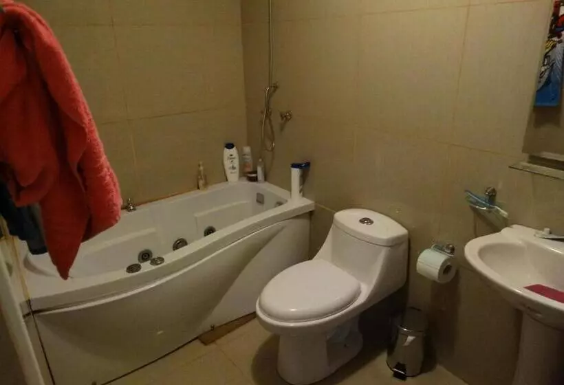 هاستل Hostal Quinta Normal