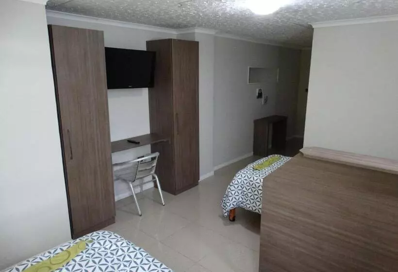 هاستل Hostal Quinta Normal