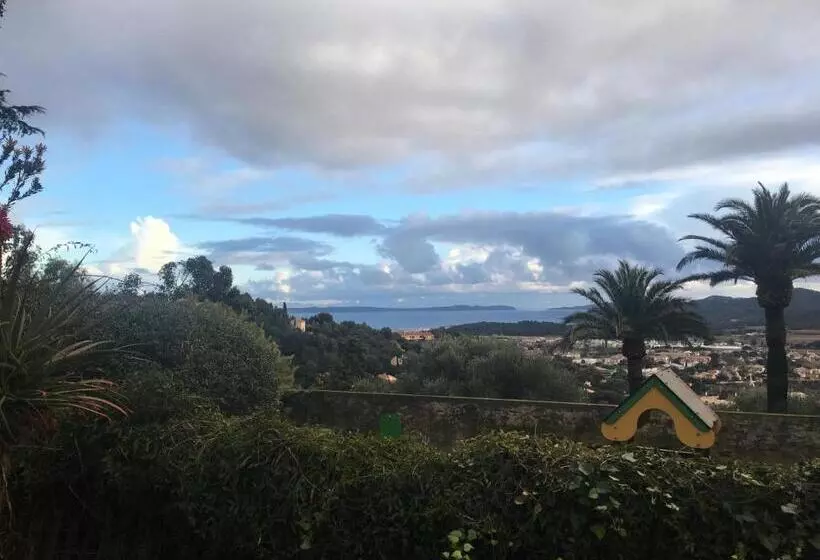 ベッドアンドブレックファースト Coeur De Village