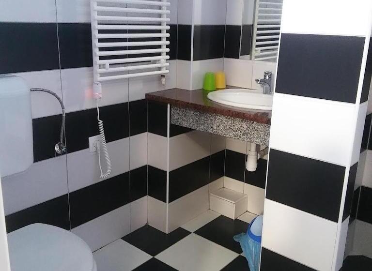 مبيت وإفطار Kispipa Panzió