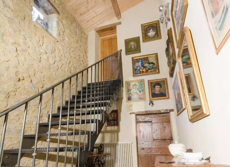 ベッドアンドブレックファースト La Jourdane