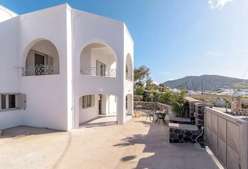 Aamiaismajoitus (B&B) Ikio Concept Santorini