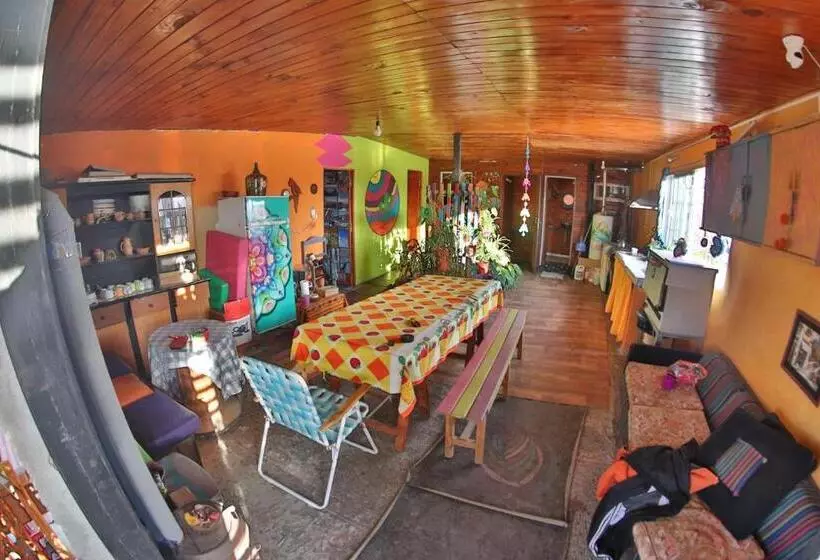 Casita Del Arbol Hostel