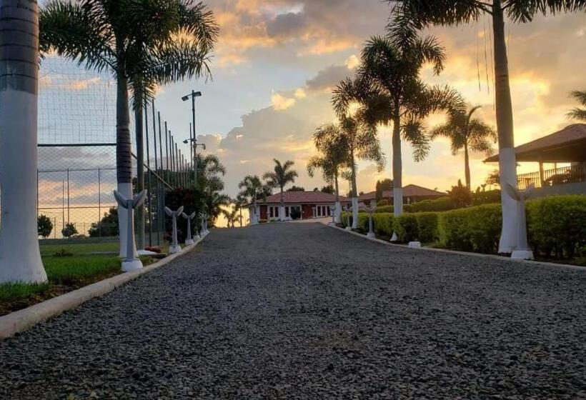 Hotel Confort Cafetero