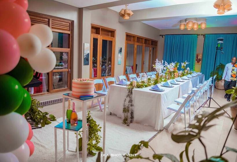 هتل Kivu Hilltop View Resort