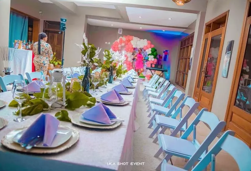 هتل Kivu Hilltop View Resort