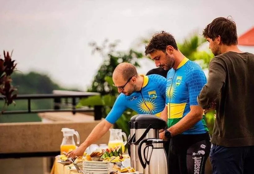 هتل Kivu Hilltop View Resort