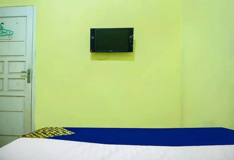 ホテル Kost Qiu Qiu 99 By Oyo