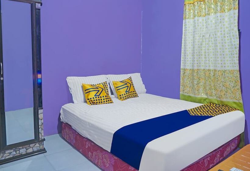 호텔 Kost Qiu Qiu 99 By Oyo