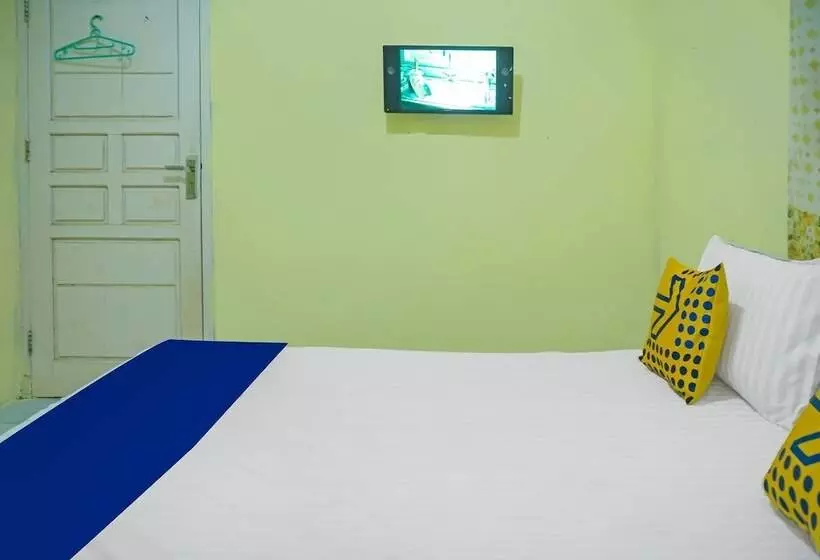 ホテル Kost Qiu Qiu 99 By Oyo