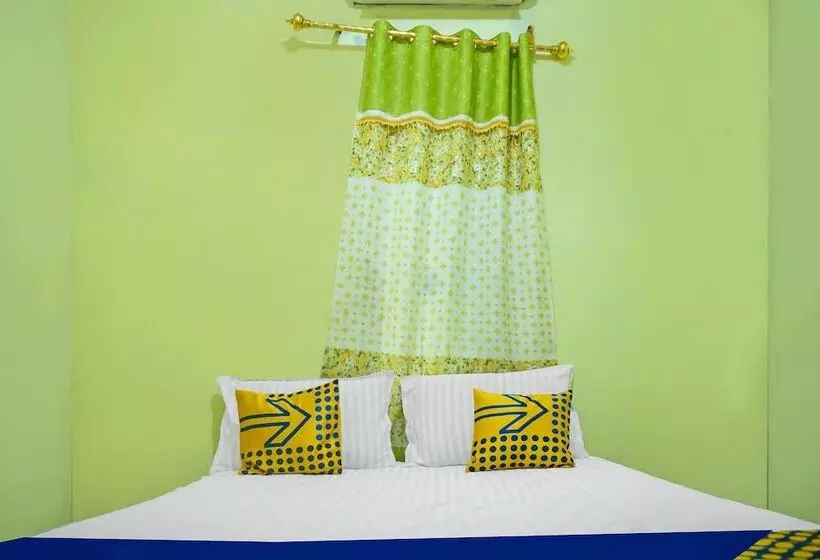 ホテル Kost Qiu Qiu 99 By Oyo