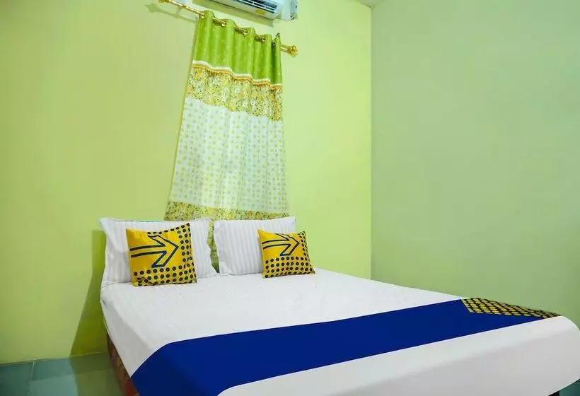 ホテル Kost Qiu Qiu 99 By Oyo