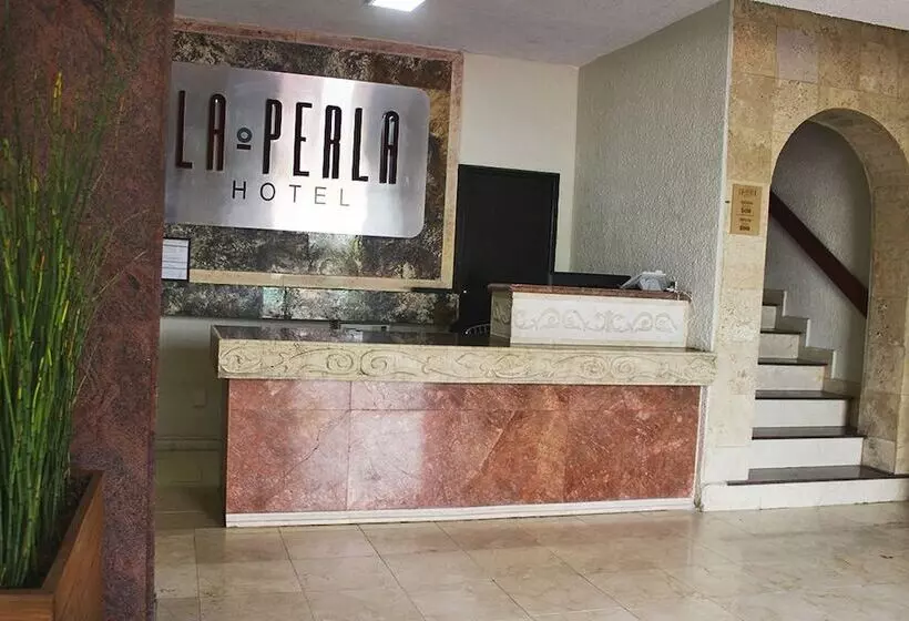 هتل La Perla